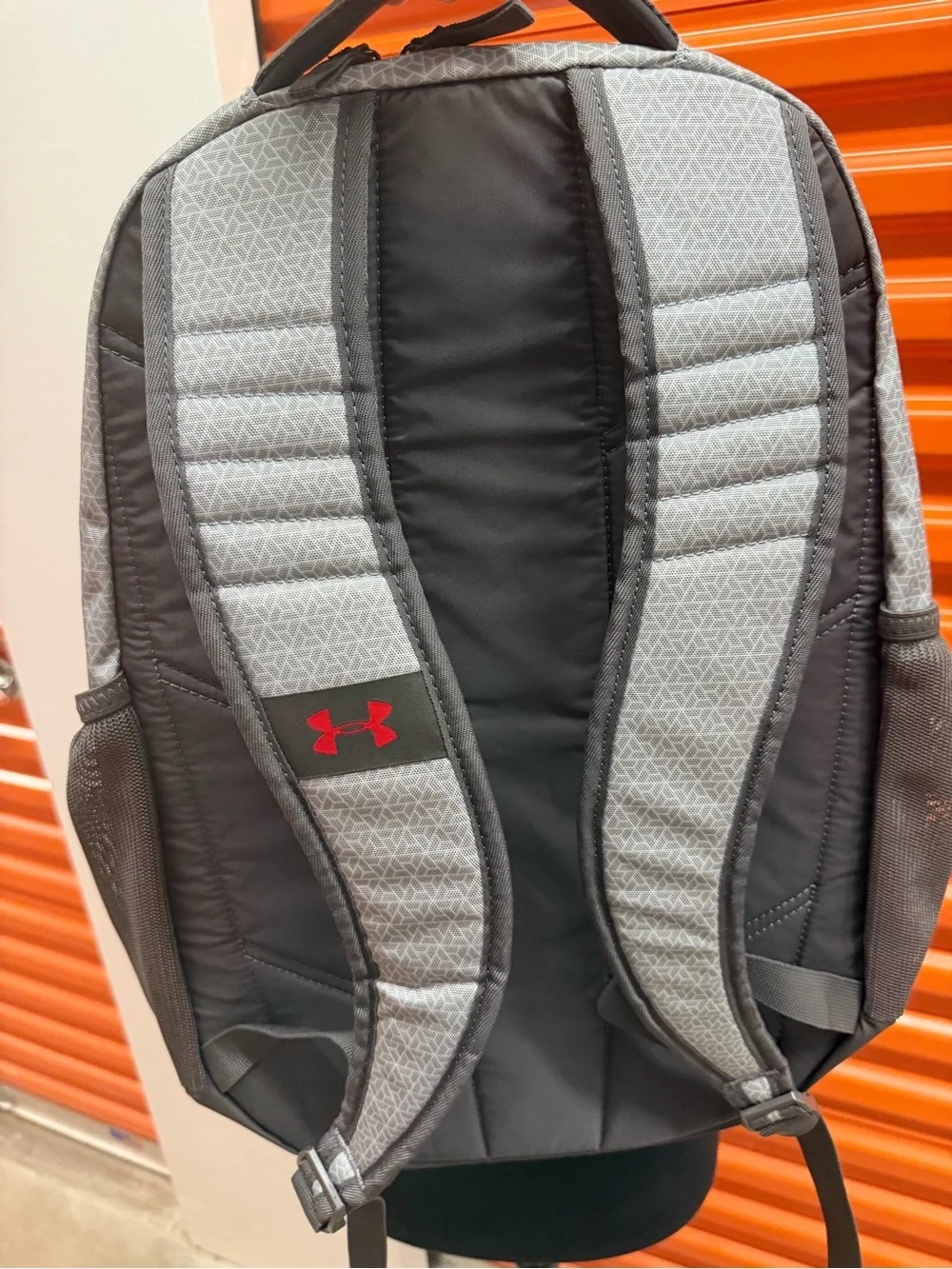 NWT Under Armour Hustle 3.0 Gray & Red Men's Backpack